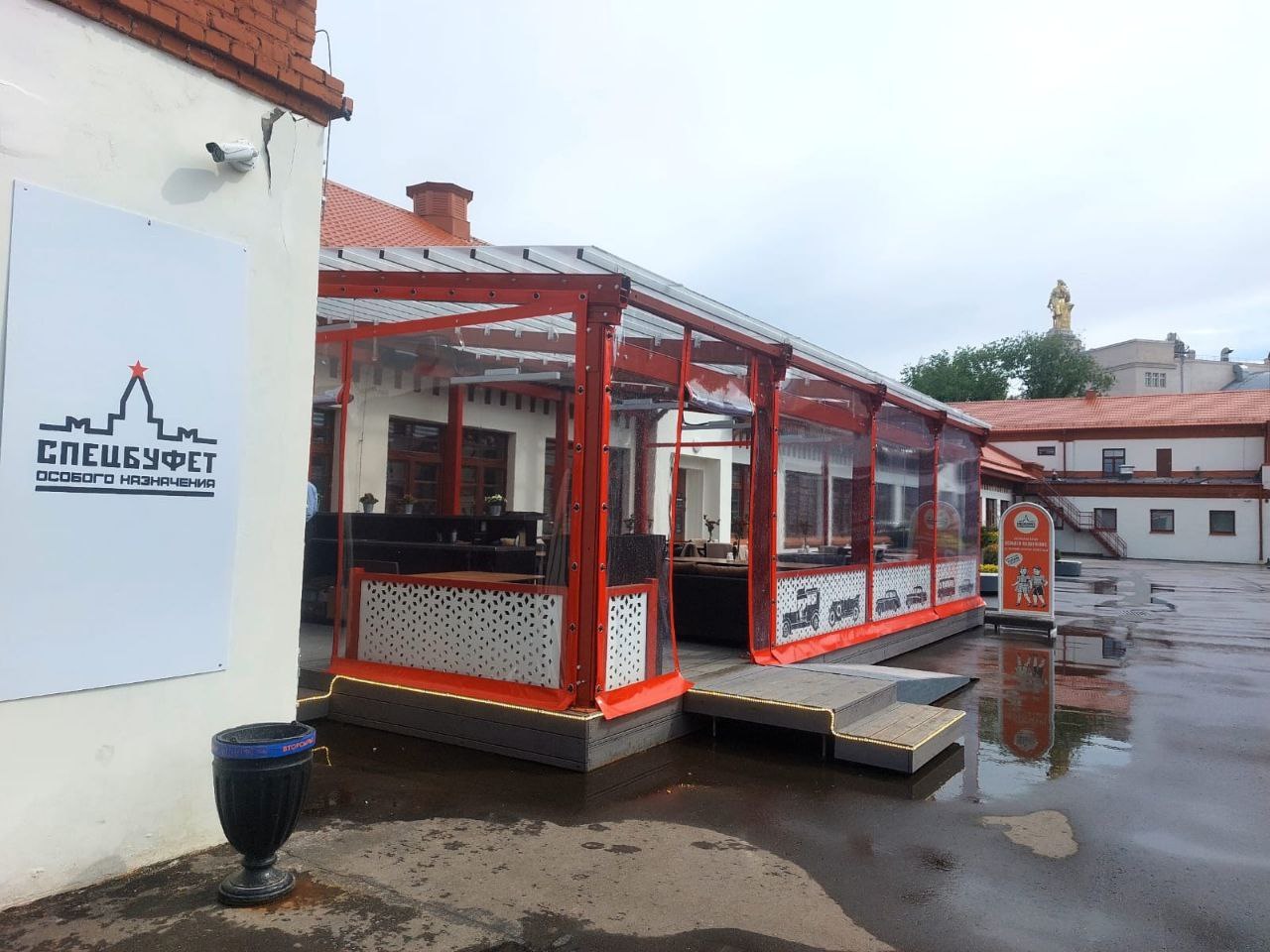 ПВХ шторы для летней террасы кафе в Северном